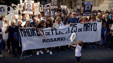 Otra manifestación multitudinaria por memoria, verdad y justicia.