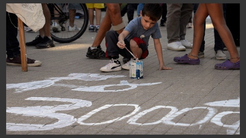 Otra manifestación multitudinaria por memoria, verdad y justicia.