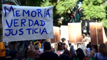 Otra manifestación multitudinaria por memoria, verdad y justicia.