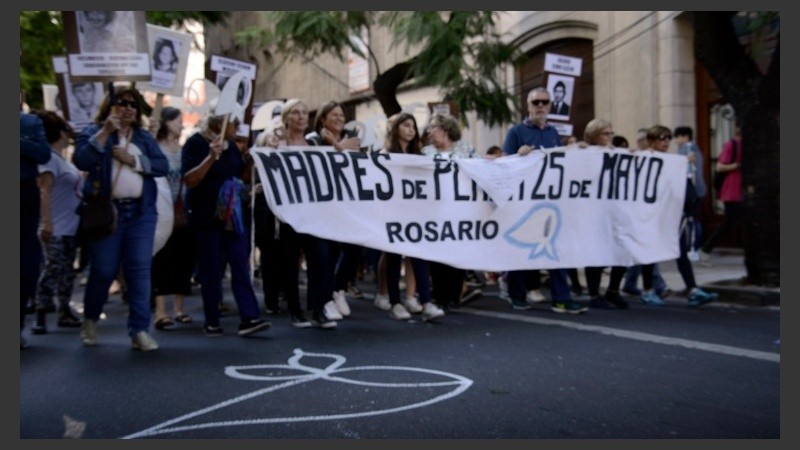Otra manifestación multitudinaria por memoria, verdad y justicia.