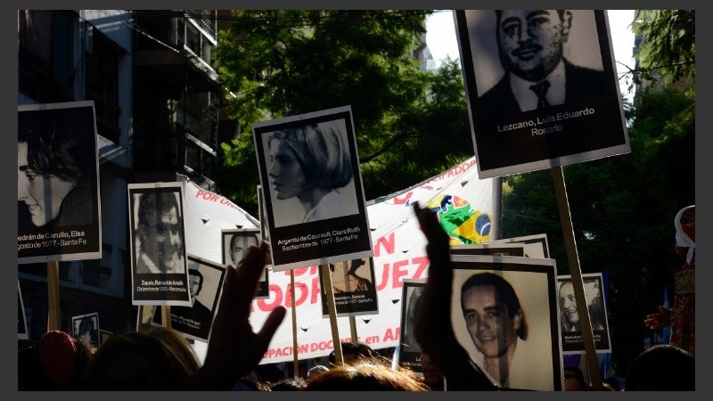 Otra manifestación multitudinaria por memoria, verdad y justicia.