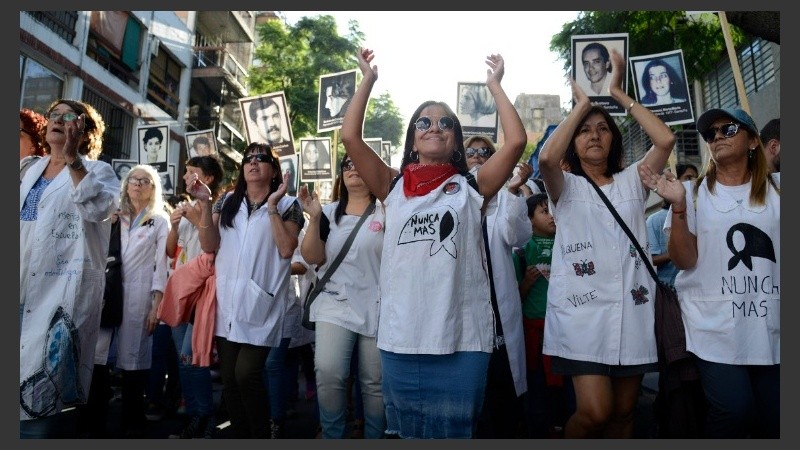 Otra manifestación multitudinaria por memoria, verdad y justicia.