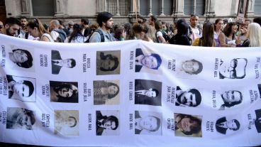 Otra manifestación multitudinaria por memoria, verdad y justicia.