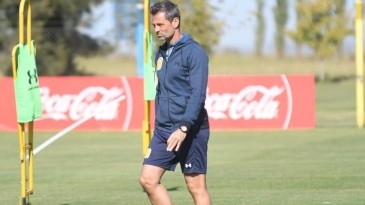 Cocca plantaría un 4-4-2 ante el Bicho