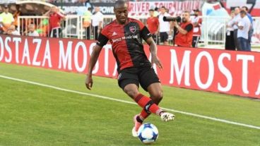 Leal vuelve a ser titular en Newell's.