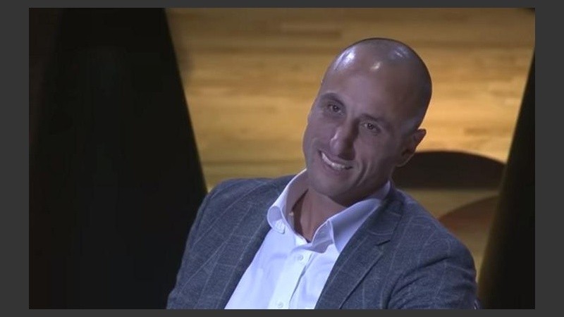 Ginóbili se emocionó en muchos momentos de la ceremonia. 