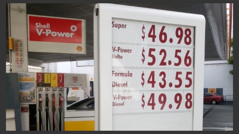 Los nuevos precios de las naftas en Rosario. 