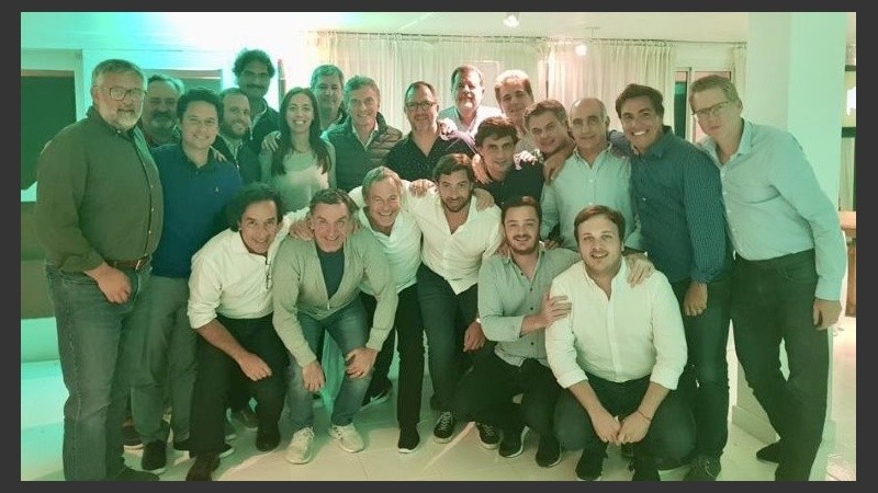 Vidal con Macri y su equipo: 20 hombres.