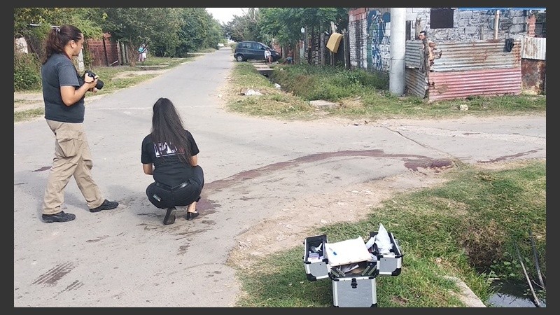 Personal de la PDI trabajó en el lugar del crimen.