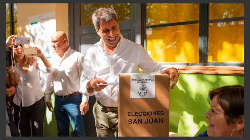 El gobernador Uñac busca consolidar su candidatura a la reelección.