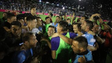 La Academia celebró a una fecha del final.