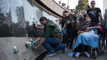Emotivo acto en Rosario.
