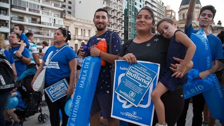 Padres, madres y otros familiares en el acto de este martes.