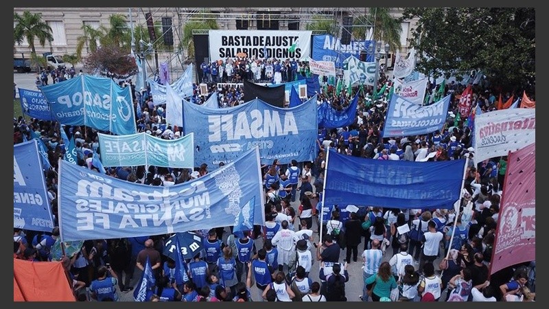 La marcha docente del 26 de marzo en Santa Fe.