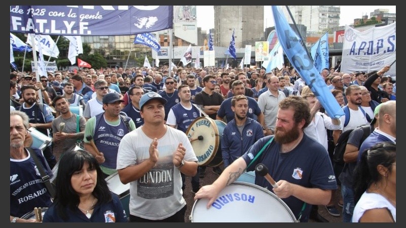 La marcha culminó en la plaza Montenegro.