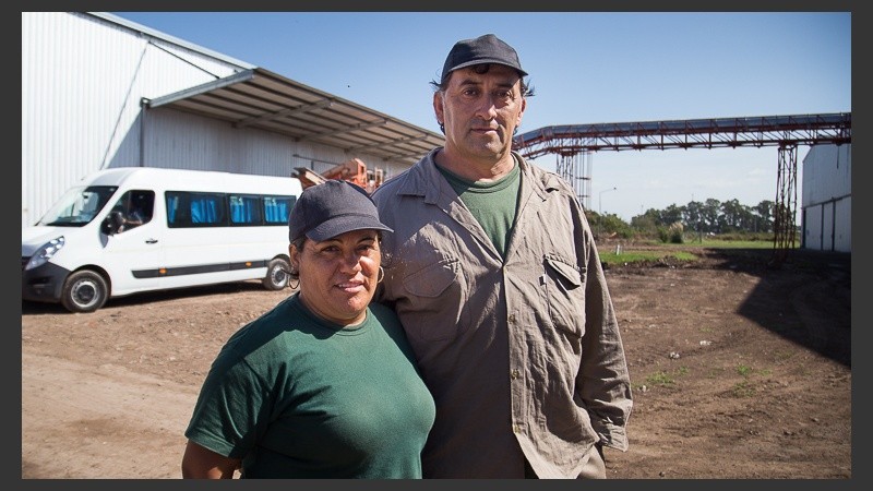 Johana y Gabriel dejaron atrás el cirujeo y ahora integran una cooperativa de recicladores.