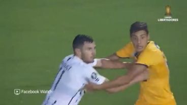 Para algunos el partido fue difícil de ver.