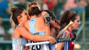 De cara a las semifinales del certamen, Las Leonas tienen un registro de seis victorias, dos empates y una caída.