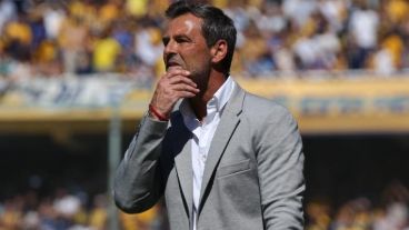 Cocca le haría tres variantes a la formación.