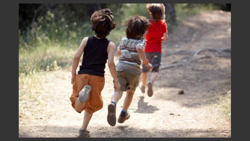 Los niños sufren las repercusiones de las políticas sociales y económicas. 