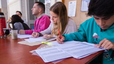 Las elecciones de la UNR se realizaron en doce facultades.