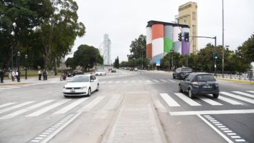 Los autos comenzaron a circular por la inaugurada traza pasadas las 9 de este jueves.