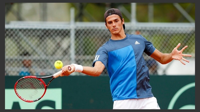 El hermano del Mago volvió a ganar y sigue en carrera.