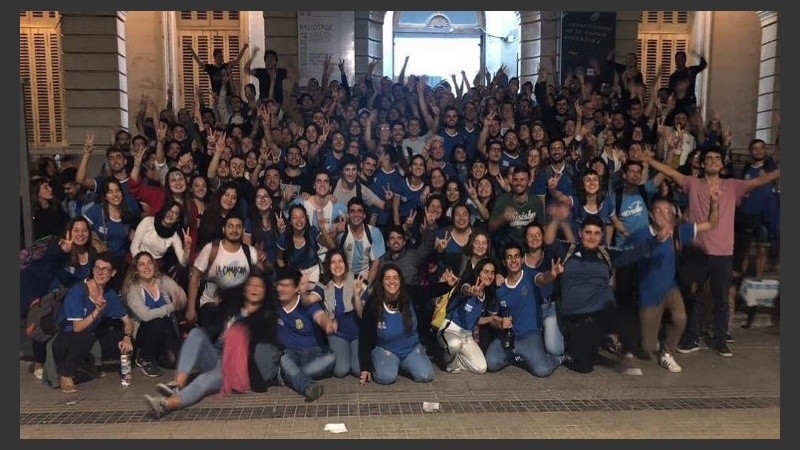 Festejo del Frente Patria en la Facultad de Derecho.