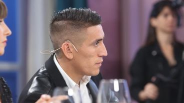 Ricardo Centurión, de 27 años, deber regresar a Racing Club pero la entidad de Avellaneda le busca un nuevo destino y San Lorenzo se interesó en su contratación