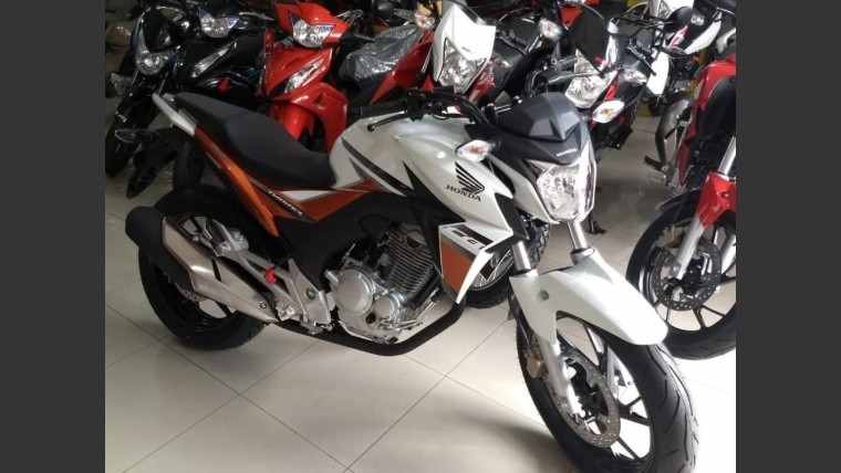 La Honda CBX 250 es la más moto usada más transferida en el mercado argentino. 