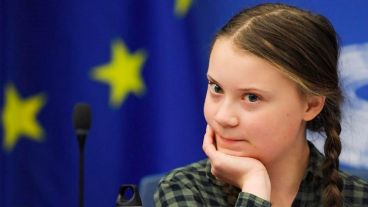 "Los adultos dicen que hay que dar esperanza a los jóvenes. No quiero su esperanza, quiero que empiecen a entrar en pánico", disparó