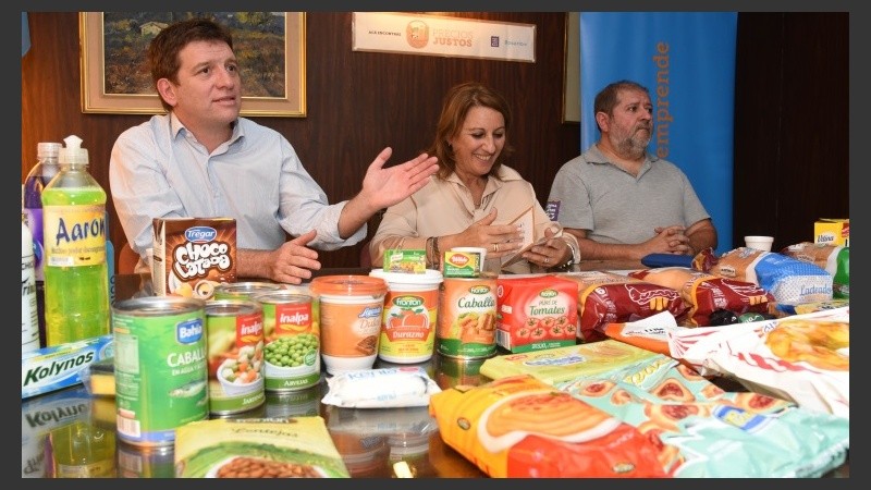 Fein participó del  lanzamiento en la sede del Centro Unión Almaceneros.