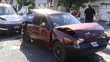 Cuatro coches dañados por el siniestro en horas de la tarde.