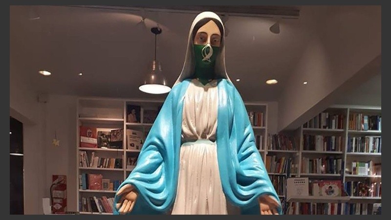 La polémica imagen que se exhibe en Buenos Aires. 