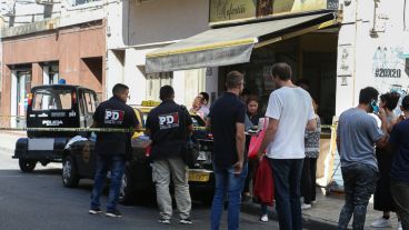 La joyería está situada en Mendoza entre San Martín y Maipú.