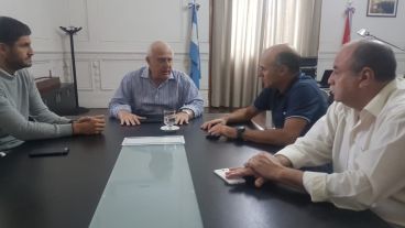 Lifschitz se reunión con su gabinete de Seguridad en Rosario.