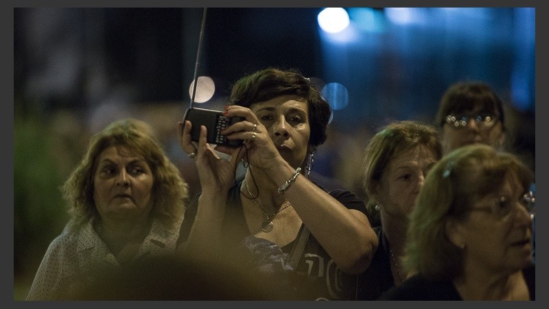 Miles de fieles de todo el país se acercaron a barrio Rucci este viernes santo.