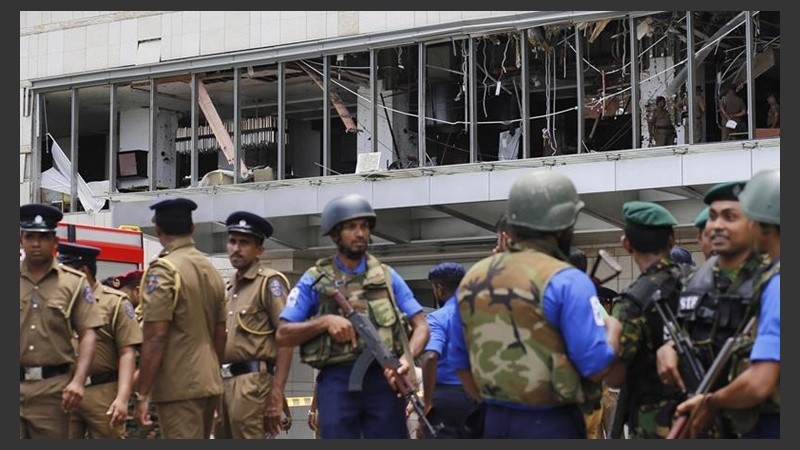 Los ataques ocurrieron contra ocho sitios.