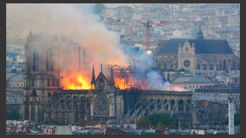 Los trabajadores admitieron a los investigadores que solían fumar en los andamios durante su descanso.