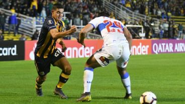 Lovera encara. Central empezó mejor pero carente de definición.