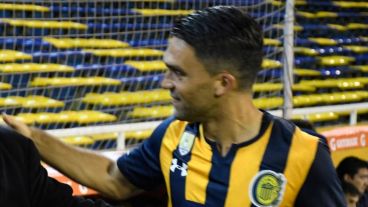 "Estamos capacitados para ganarle a Boca”, tiró el zaguero.