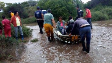 Imágenes de las tierras inundadas en Santiago.