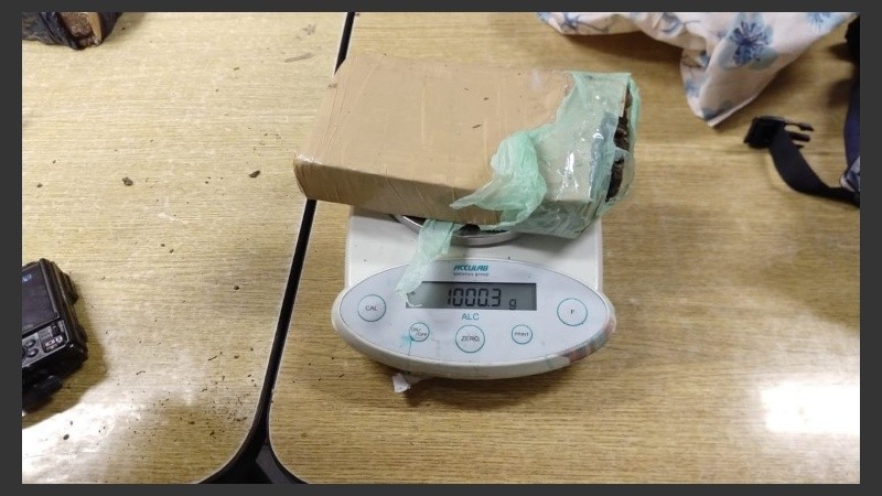 Parte de la droga secuestrada en los operativos.