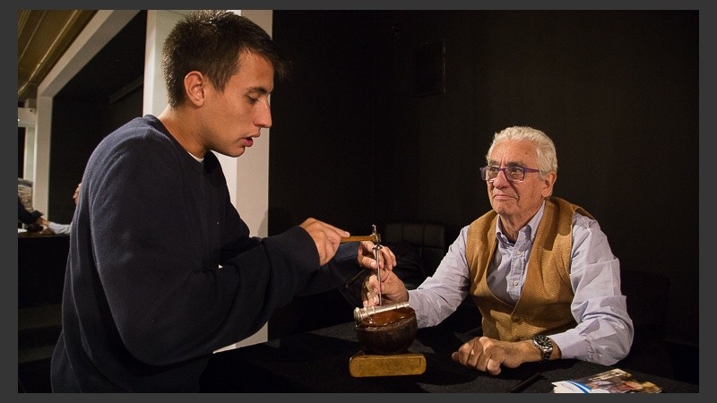 El público pudo participar junto al orfebre Juan Carlos Pallarols.