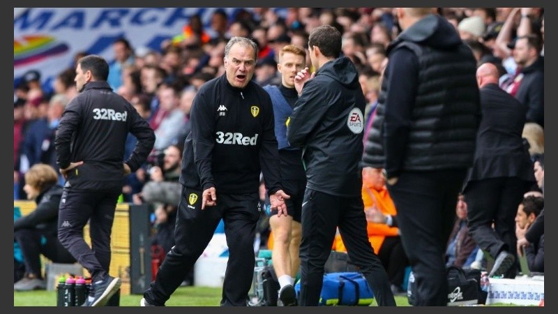 El mundo habla de Bielsa por lo que sucedió este domingo. 