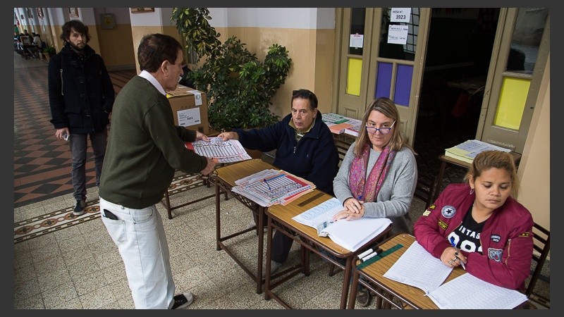 Domingo de elecciones primarias en Rosario y en toda la provincia. 