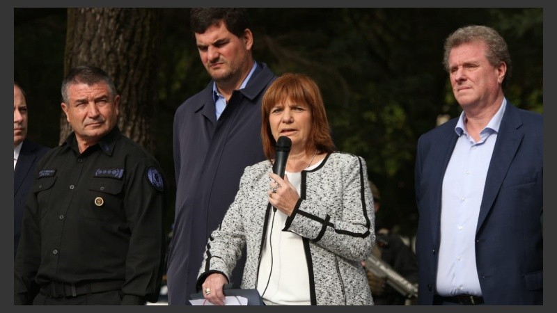 La ministra dio una conferencia tras los operativos federales en la ciudad.