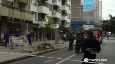 Litoral Gas y bomberos trabajaron en el lugar para controlar la fuga.