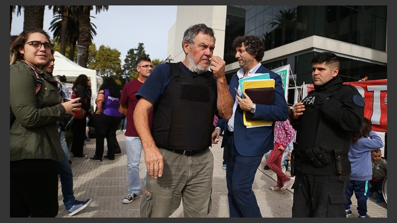 Alberto Perassi salió a responderle a Strumia. 