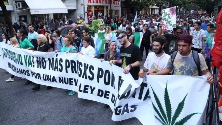 En Rosario la marcha fue de plaza San Martín hasta el Monumento.